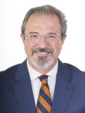 Retrato de Carlos Flores Juberías